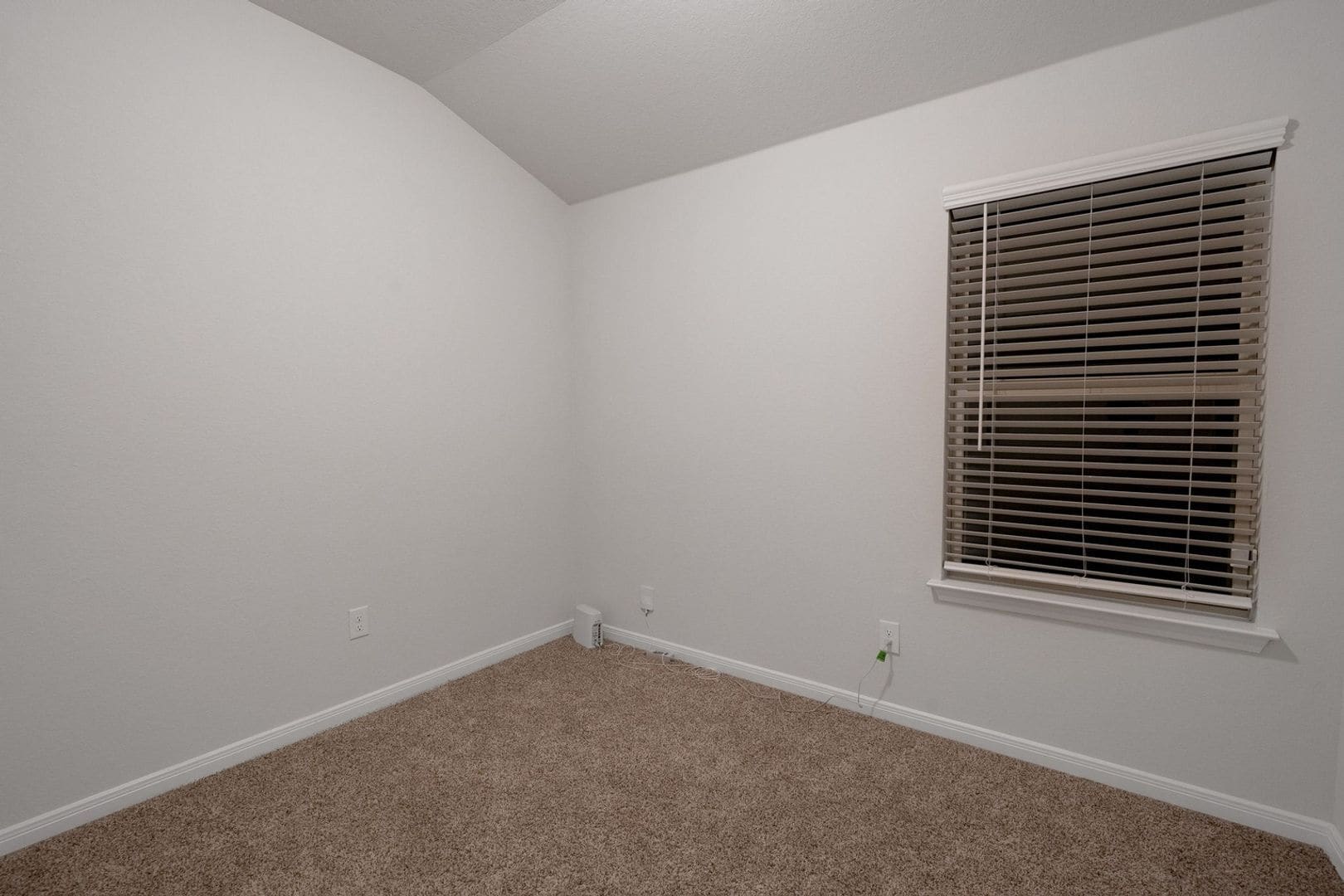 Building Photo - 3025 Charyn Wy