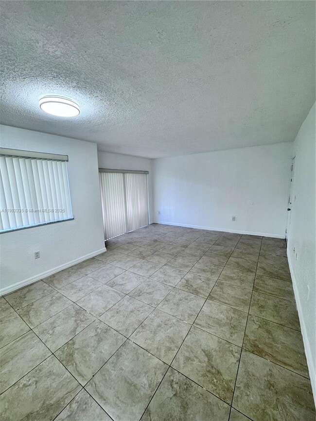 Building Photo - 6225 SW 131st Ct