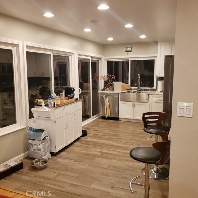 Building Photo - 26476 Vía Lara