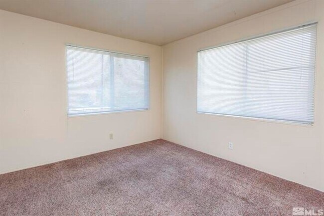 Building Photo - JM-Wilson***