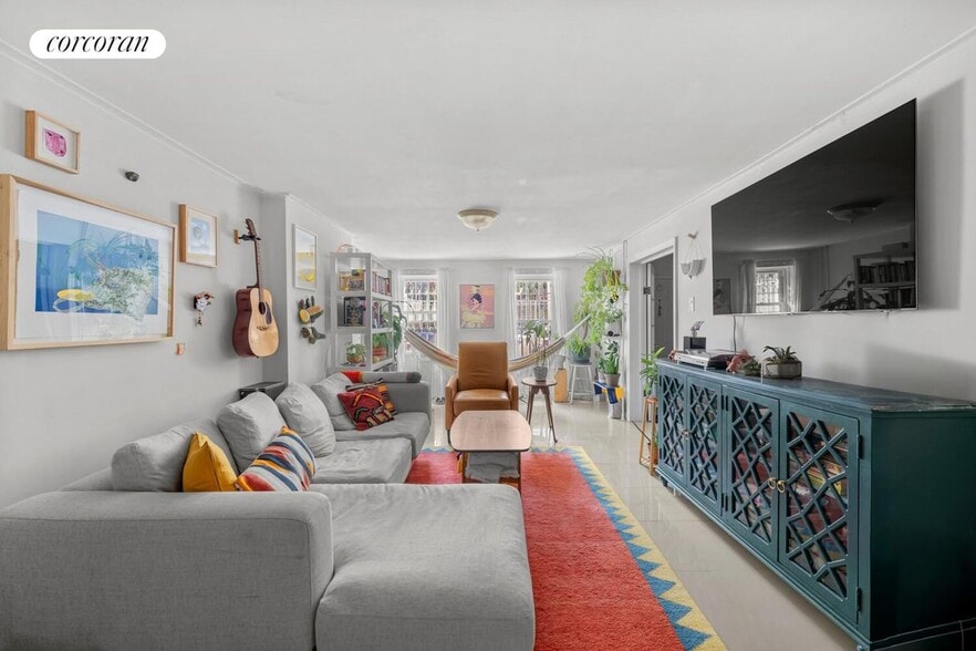 Primary Photo - 91 Somers St