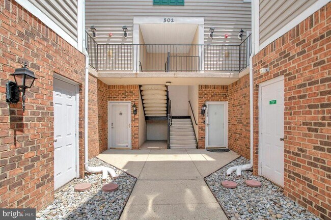 Building Photo - 502 Mathias Hammond Way