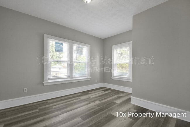 Building Photo - 2316 Ontario St