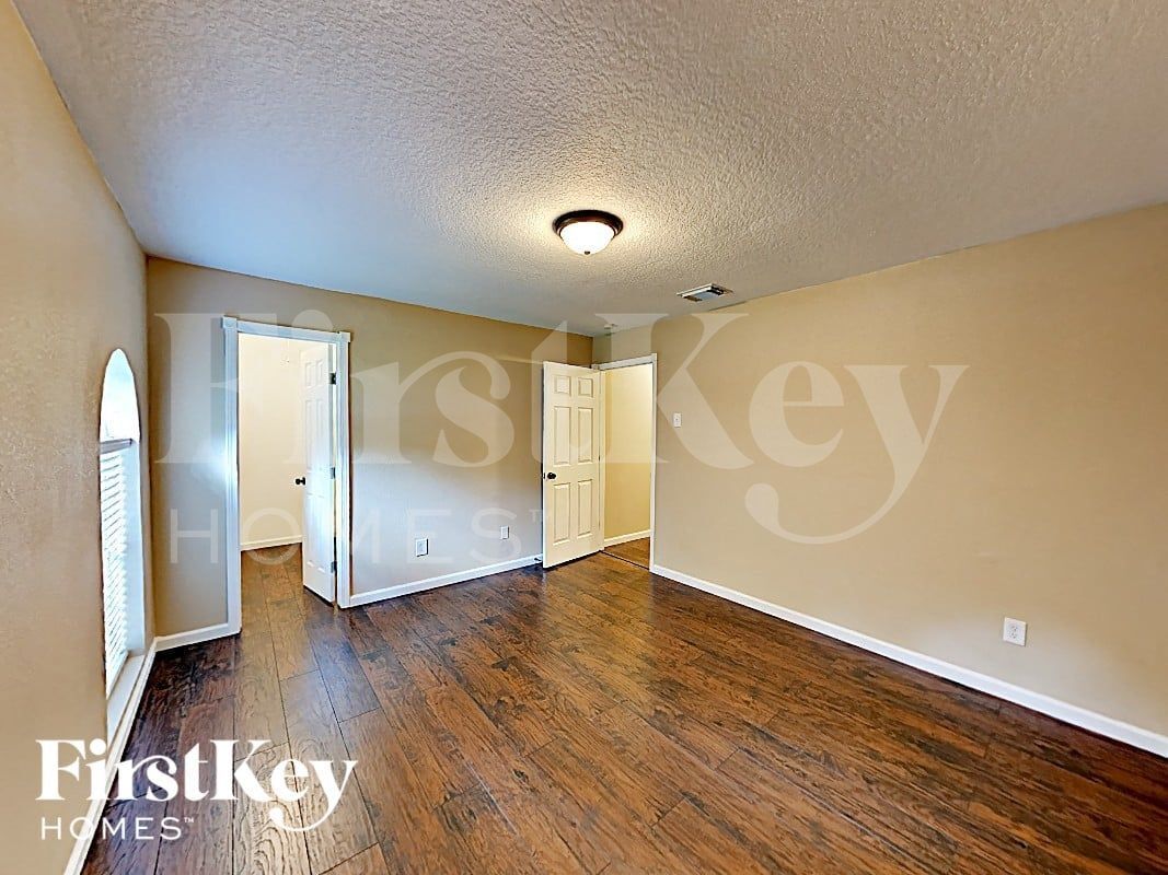 Building Photo - 3602 Willie Way