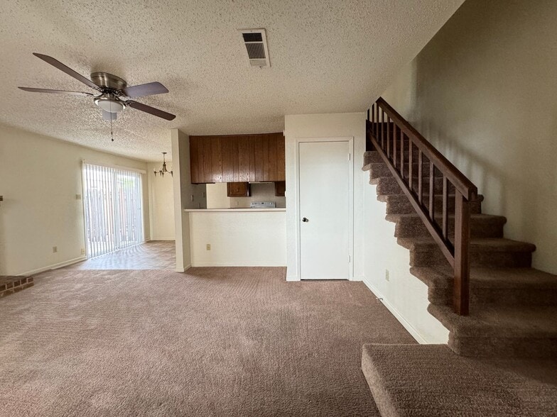 Building Photo - 1307 Covey Ln