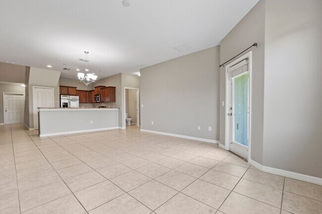 Building Photo - 4/2.5 Town Home w/ Loft and Office in Harr...