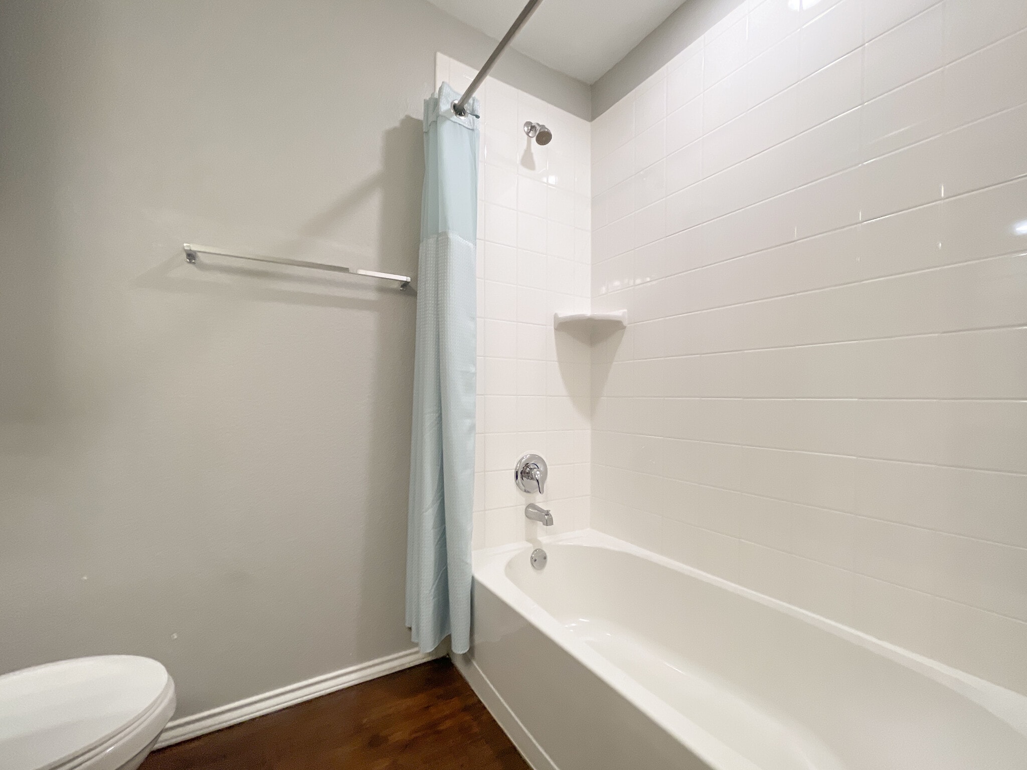 Building Photo - 3228 Beutel Rd