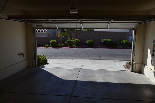 Building Photo - SOUTHERN HIGHLANDS - 2 STORY - 89141