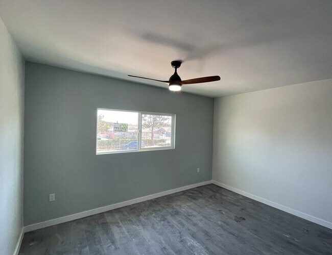 Building Photo - 15301 Prairie Avenue