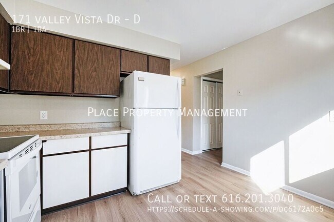 Building Photo - 171 Valley Vista Dr