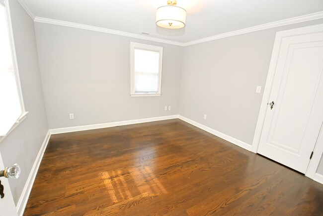 Building Photo - Notre Dame Alumni Owned Home For Lease