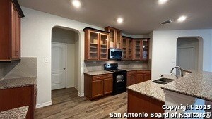 Building Photo - 1323 Hummingbird