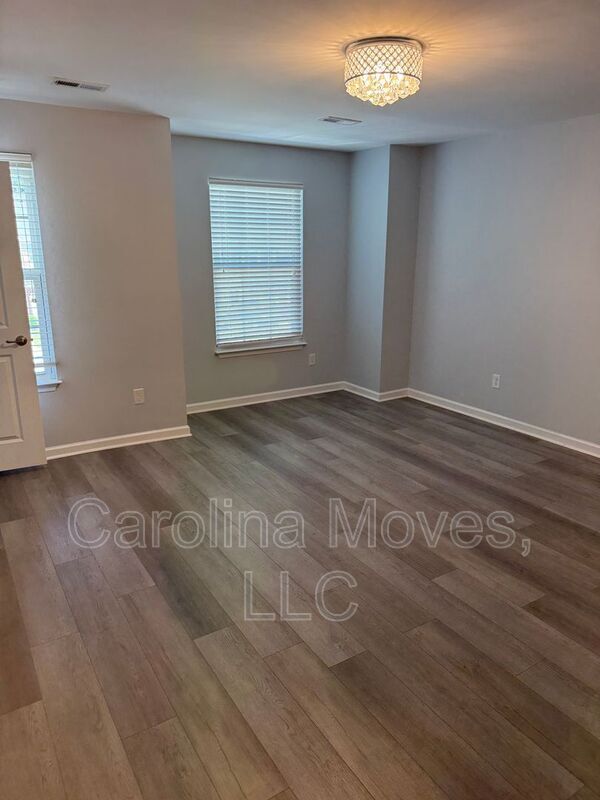 Building Photo - 479 Woodbark Ct