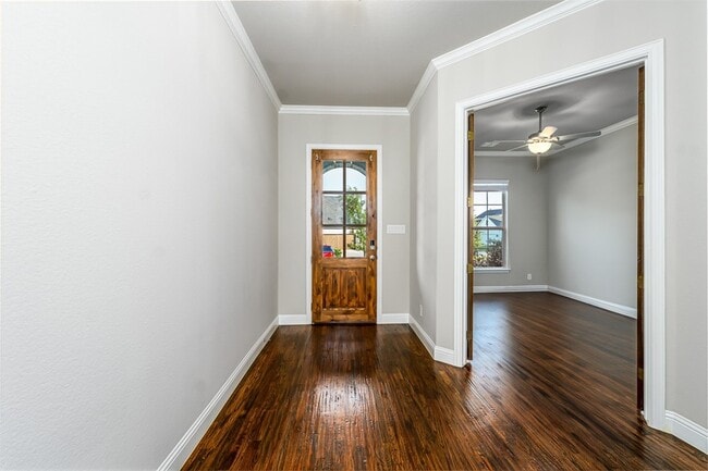 Building Photo - 764 Tallgrass Dr