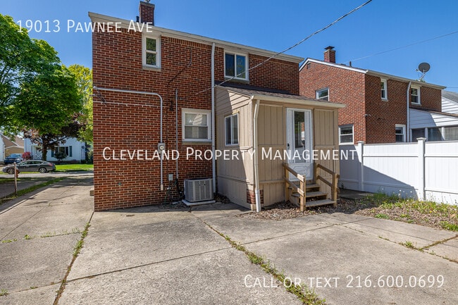 Building Photo - 19013 Pawnee Ave
