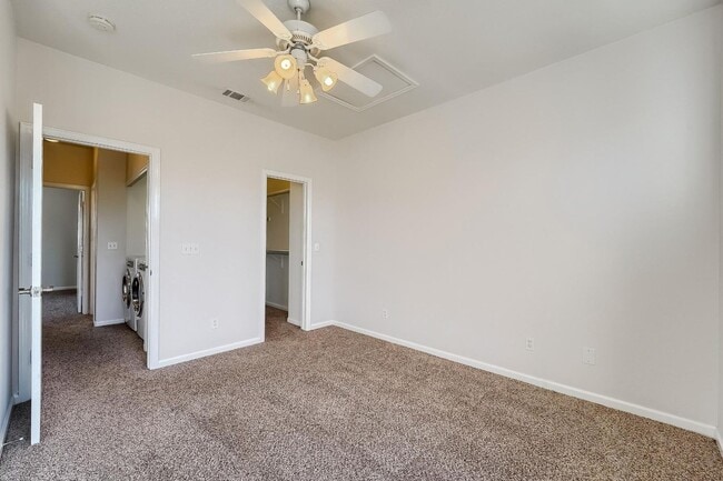 Building Photo - Spacious Multi-Level 3BR Home with Dual Balconies, Loft & 2-Car Garage in Henderson