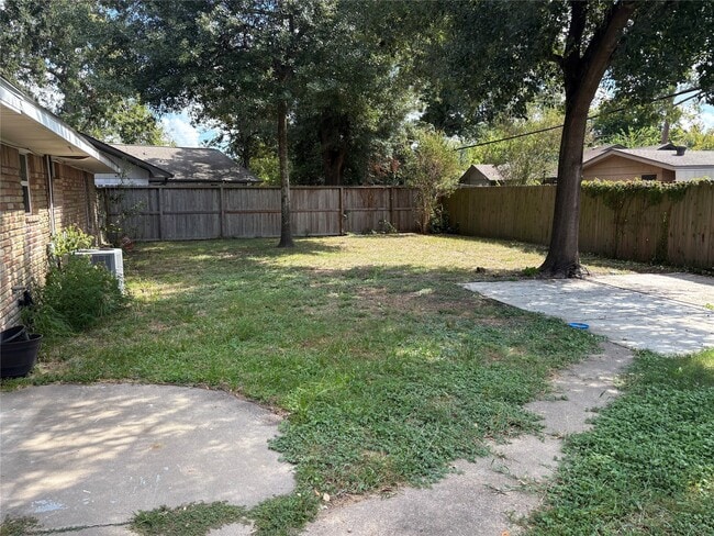 Building Photo - 9511 Bundy Ln