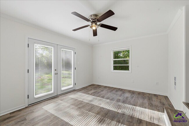 Building Photo - 526 Ochlahatchee Dr