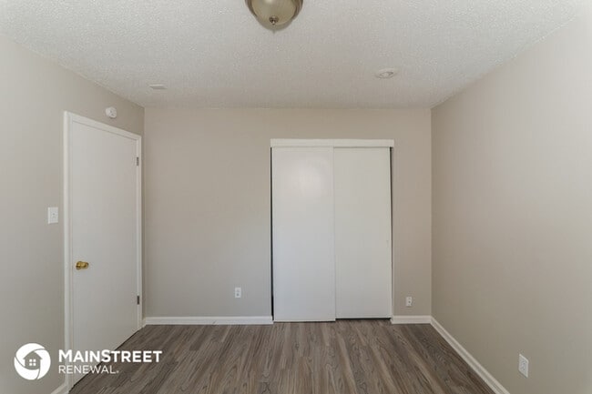 Building Photo - 5826 Pebble Beach Ave