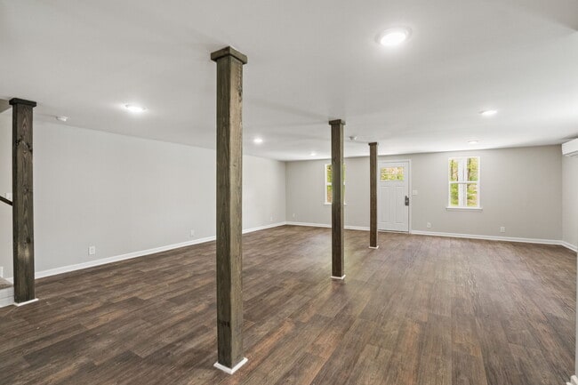 Building Photo - 3302 Possum Trot Rd