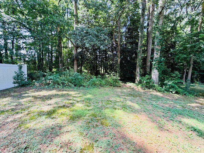 Building Photo - 168 Stoney Dr