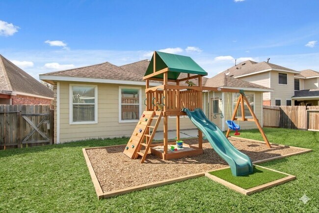 Building Photo - 15114 Cave Creek Dr