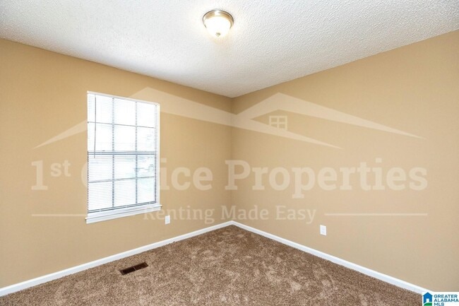 Building Photo - 203 Winterhaven Dr