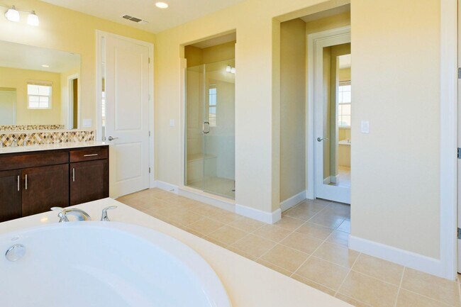 Building Photo - 6536 Terrace Ridge Ct