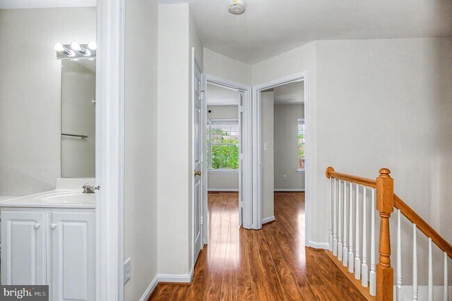 Building Photo - 45527 Grand Central Sq