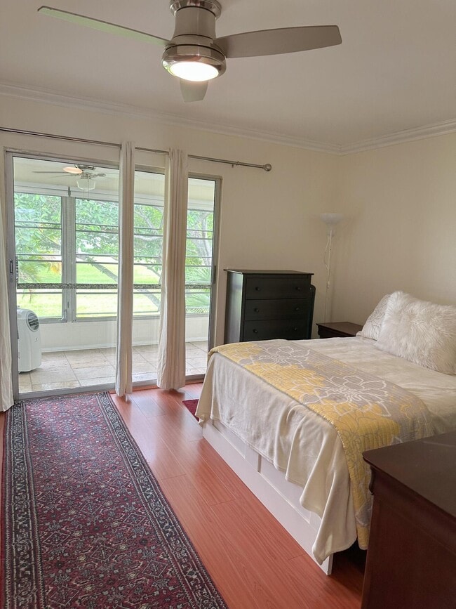 Building Photo - 14 Westbury E