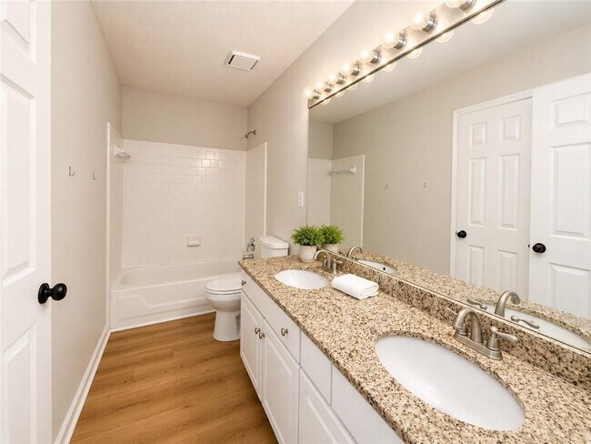 Building Photo - 6310 Barwick Ln