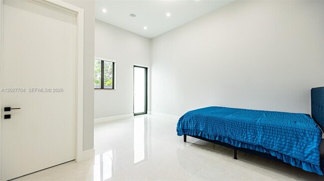 Building Photo - 11450 SW 59th Terrace