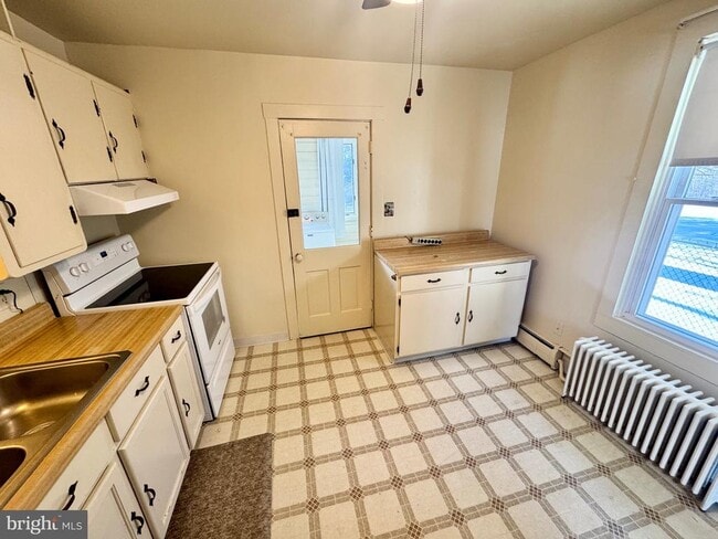 Building Photo - 2847 Baltimore Blvd