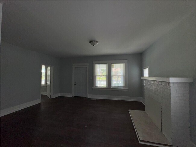 Building Photo - 1462 Lucile Ave SW