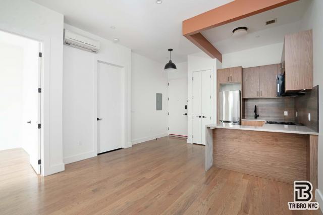 Building Photo - 2 bedroom in Bronx NY 10454