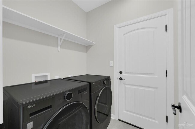 Building Photo - 20 N 33rd St