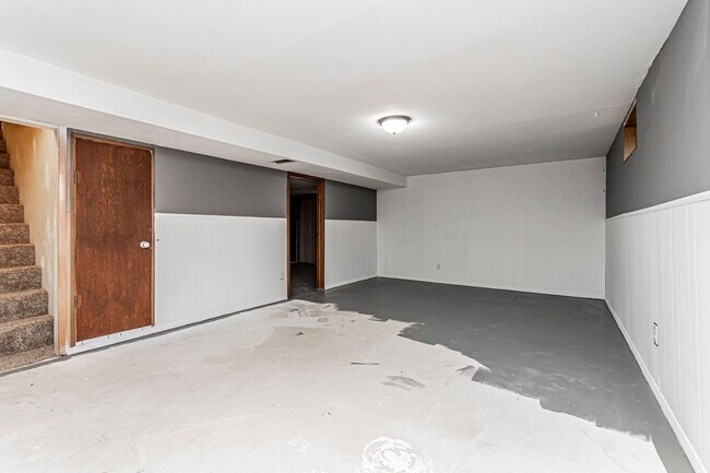 Building Photo - Please View 3D Virtual Walk-Through Before Scheduling a Showing