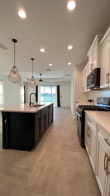 Building Photo - 13845 Old Creek Ct