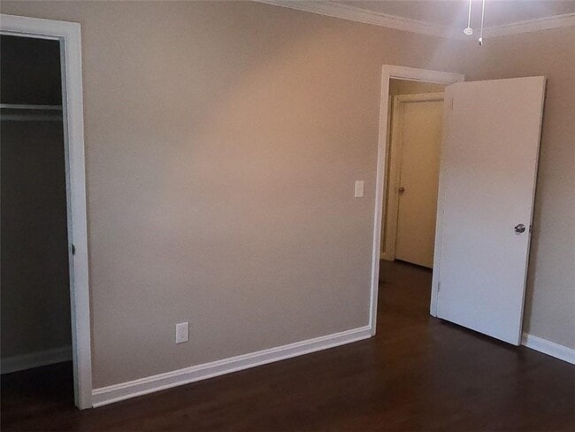 Building Photo - 817 Gertrude Pl NW