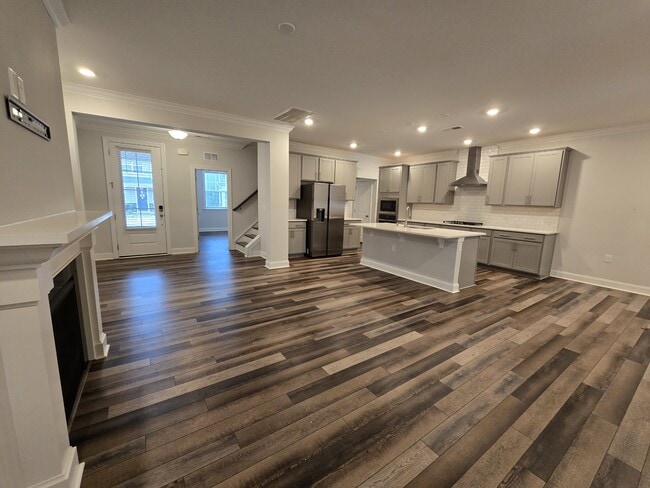 Building Photo - 324 Natsam Wds Wy