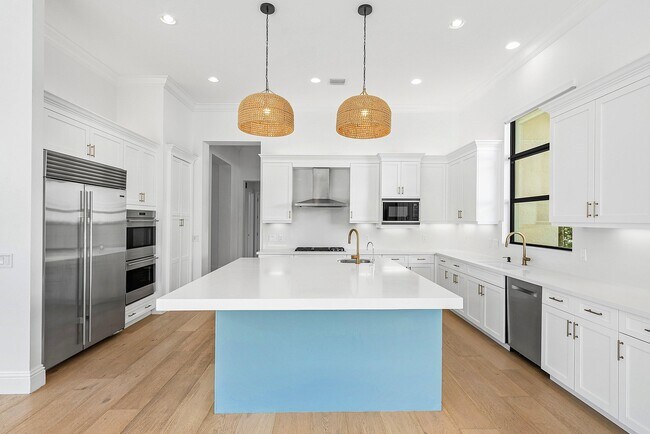 Building Photo - 9599 Moritz Way