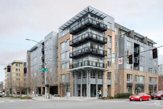 Building Photo - Taylor 28