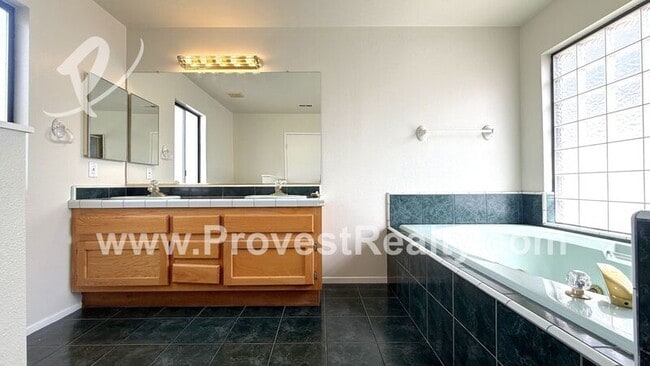 Building Photo - 9141 Aspenwood Ln