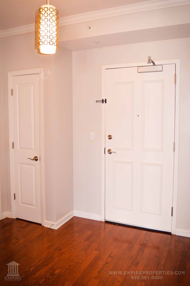 Primary Photo - Downtown Condo in The Tennyson