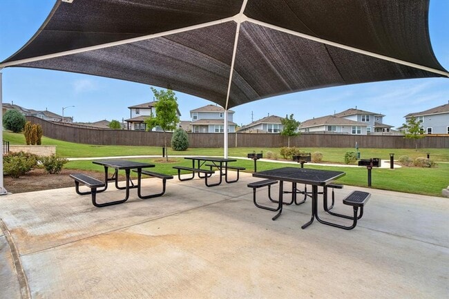 Building Photo - 5404 Lomasso Dr