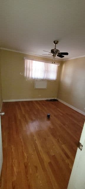 Building Photo - 6331 N Fairfield Ave