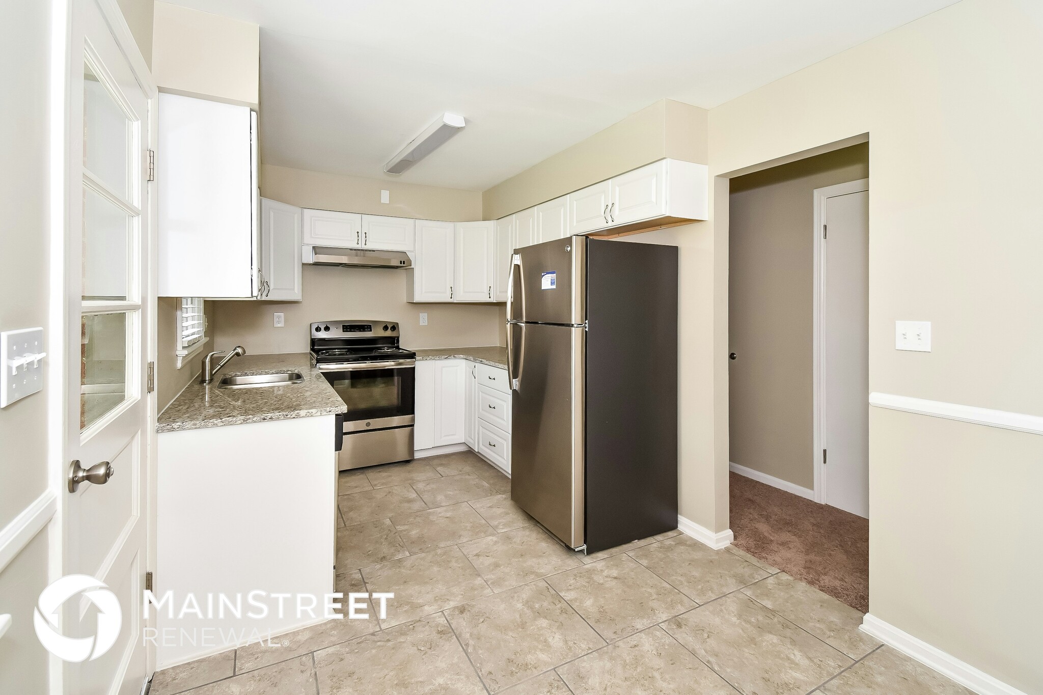 Building Photo - 2 Addison Ct