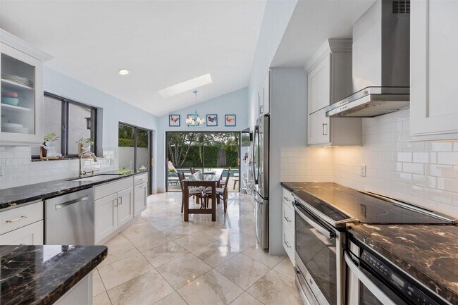 Building Photo - 2443 Windsor Way Ct