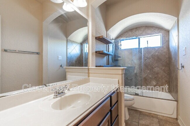 Building Photo - 1231 Via Belcanto