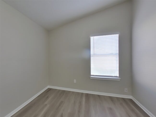 Building Photo - 3134 Boynton Dr